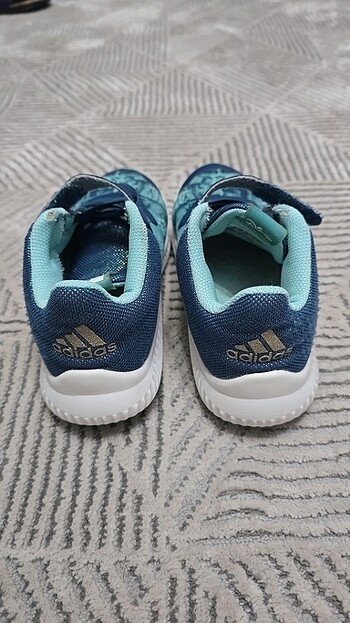 30 Beden mavi Renk Adidas kız çocuk ayakkabı