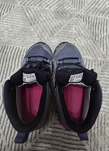 Adidas Terrex kız çocuk bot
