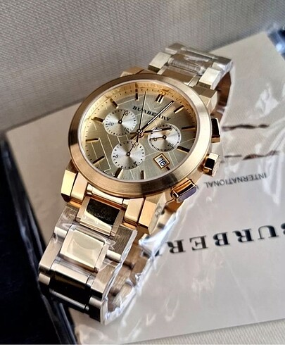Burberry BU9753 Kadın Kol Saati