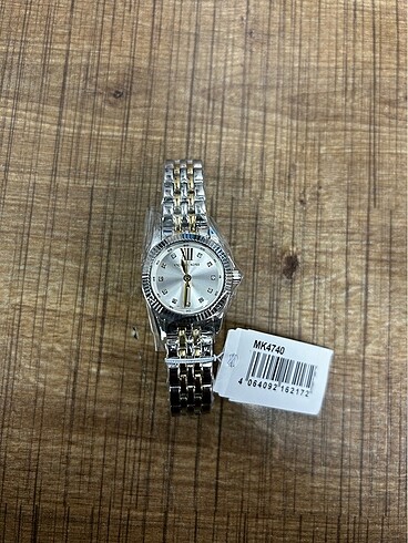 Michael Kors MK4740 Kadın Kol Saati