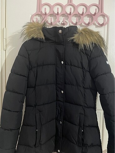 Tommy Hilfiger mont