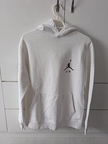 Nike sweatshirt