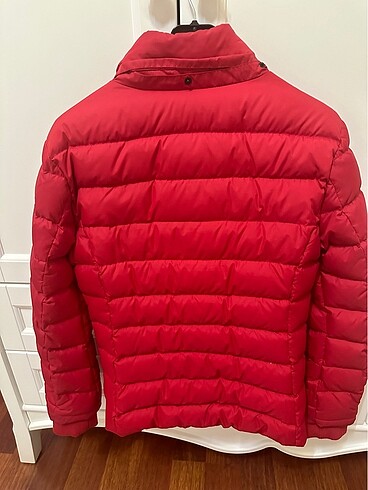 m Beden kırmızı Renk Tommy mont