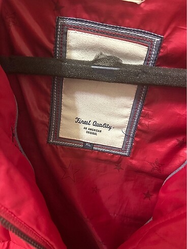 m Beden Tommy mont