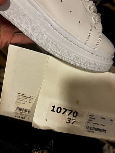 37 Beden Alexander macqueen sneakers