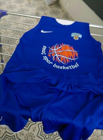 6.7 yaş basketbol takımı formasi