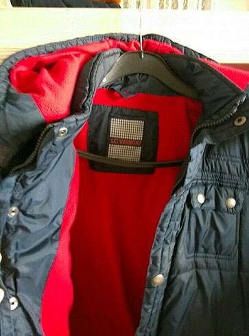 LC Waikiki Lsw 12.13 yaş çok temiz mont