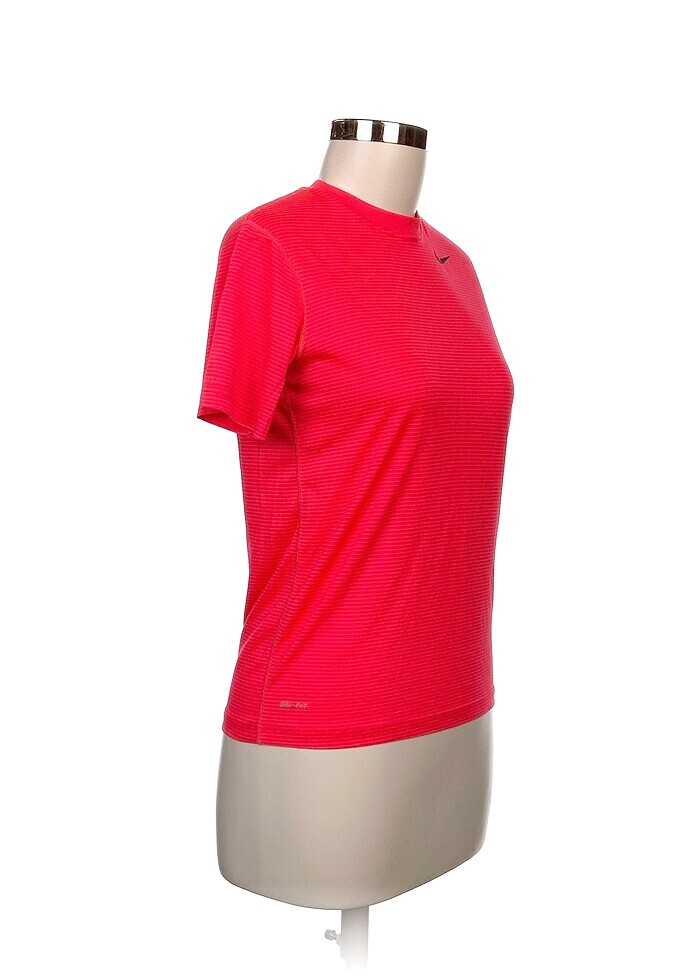 Nike T-shirt %70 İndirimli. - Görsel 2