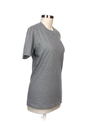 Nike T-shirt %70 İndirimli. - Görsel 2