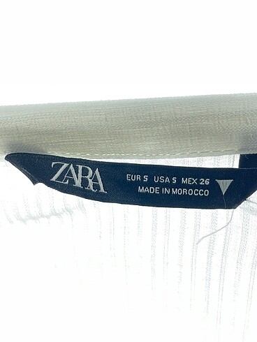 s Beden beyaz Renk Zara Bluz %70 İndirimli.