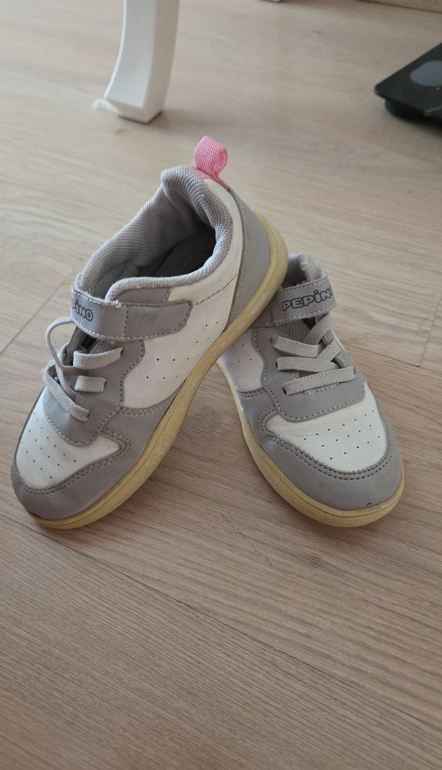 Kız Çocuk Gri Beyaz Spor Ayakkabı Velcro - Görsel 3