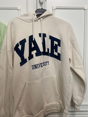 Defacto Yale serisi
