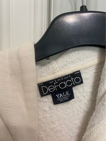 s Beden Defacto Yale serisi