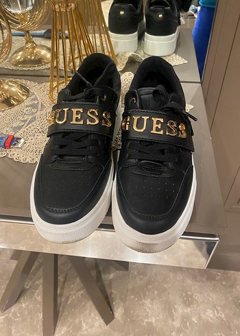 Guess 40