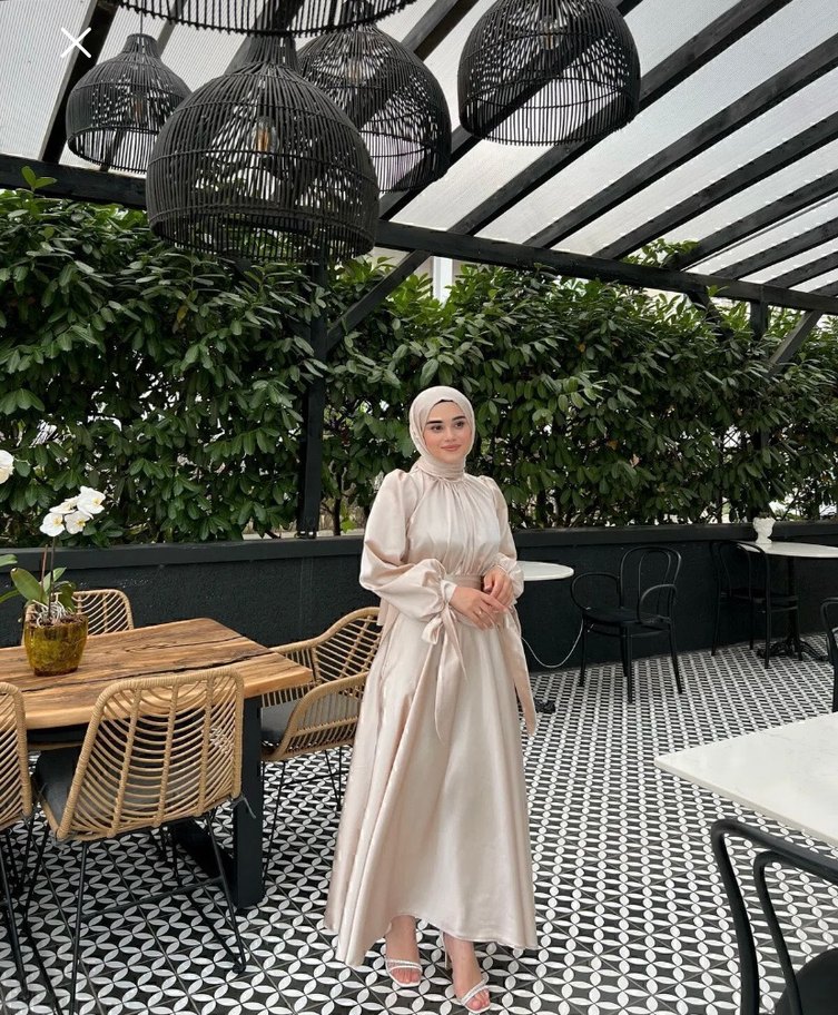 Uzun Beyaz Bohem Drape Detaylı Tesettür Elbise - Görsel 2