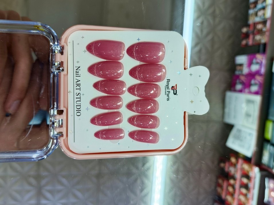 Royal Paris yansımalı tırnak - Görsel 5