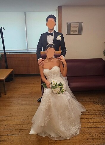 Straplez Dantel ve İnci İşlemeli Dar Kesim Kuyruklu Gelinlik - Görsel 8