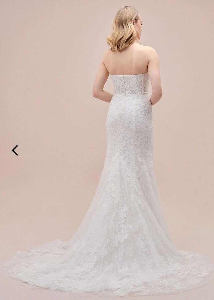 Straplez Dantel ve İnci İşlemeli Dar Kesim Kuyruklu Gelinlik - Görsel 4