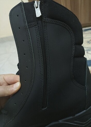 Sıfır Erkek Bot  - Görsel 2