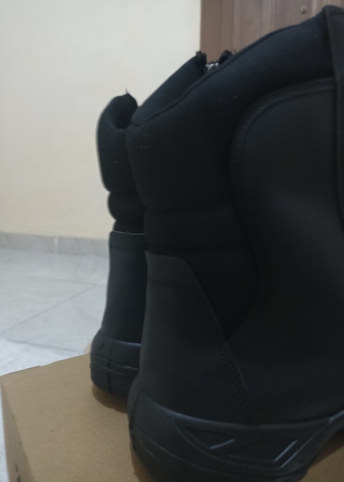 Sıfır Erkek Bot  - Görsel 3