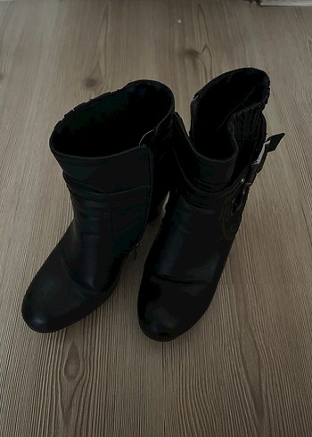 Diğer Kadın Siyah Deri Goth Tokalı Topuklu Bot