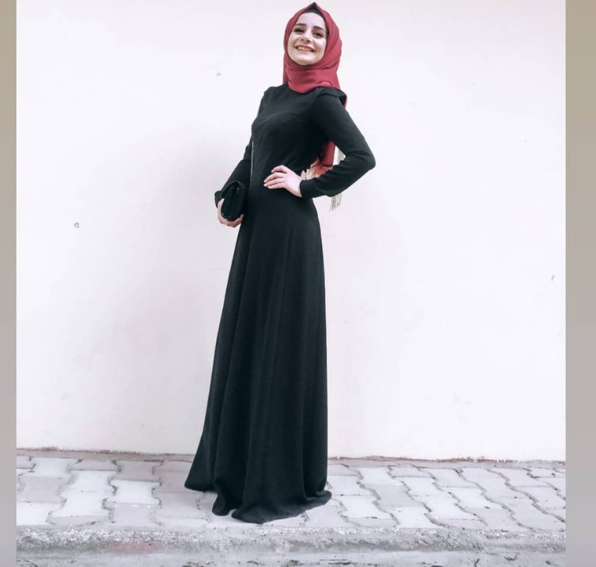 Uzun Siyah Tasarım Elbise - Görsel 2