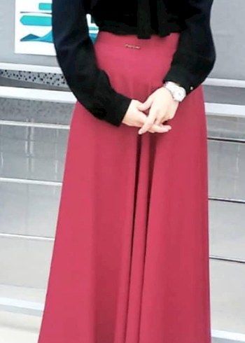 Kırmızı Tasarım Çan Etek - Görsel 3