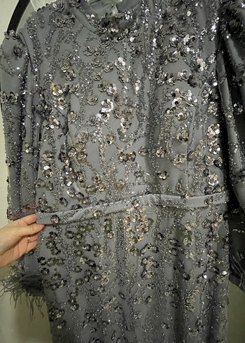 Gri Tüylü Uzun Abiye Elbise - Görsel 3