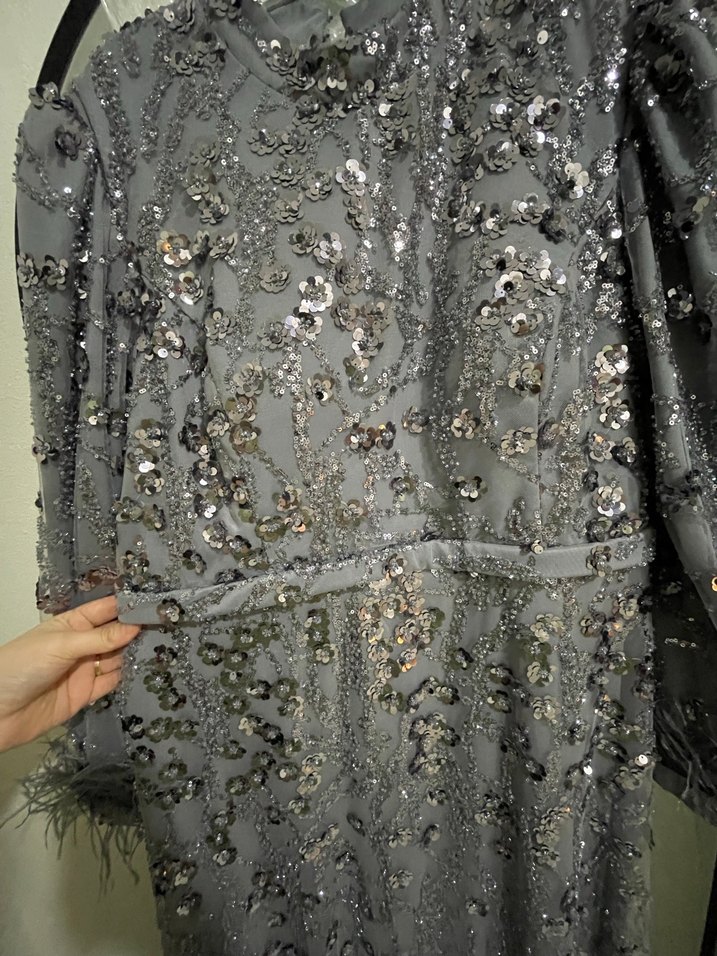 Gri Tüylü Uzun Abiye Elbise - Görsel 3