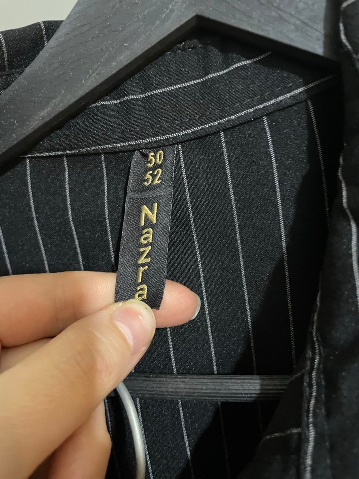 Düğmeli Siyah Çizgili Kadın Takım - Görsel 3