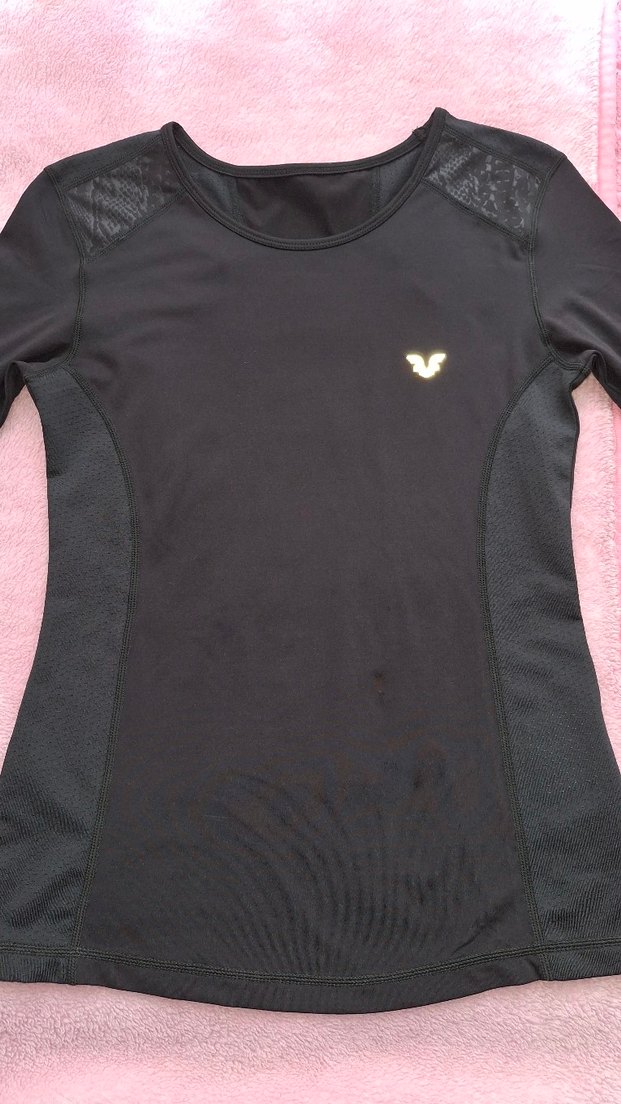 Kadın spor kıyafeti - Görsel 4