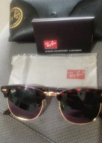 Ray Ban