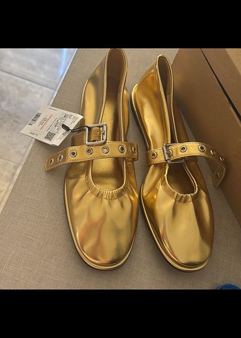 MNG Parlak Altın Tokalı Kadın Babet - Görsel 2