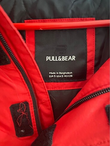 s Beden Pullbear mont