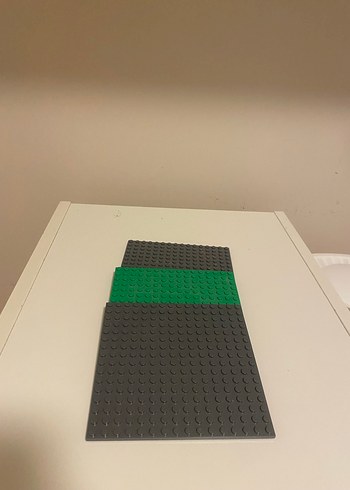 Diğer Çeşitli Gri ve Yeşil Lego Taban Plakaları