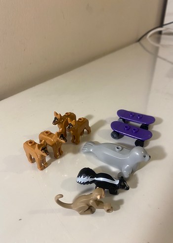 Diğer Lego orjinal hayvan ve kaykay