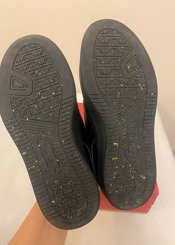 35 Beden Puma Siyah Erkek Çocuk Spor Ayakkabı