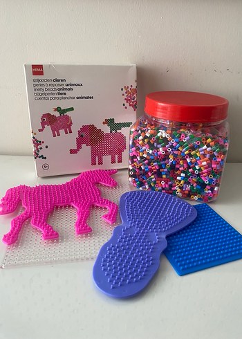 Renkli Ütü Boncukları ve Şablon Seti
