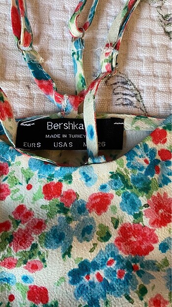 s Beden Bershka yazlık elbise