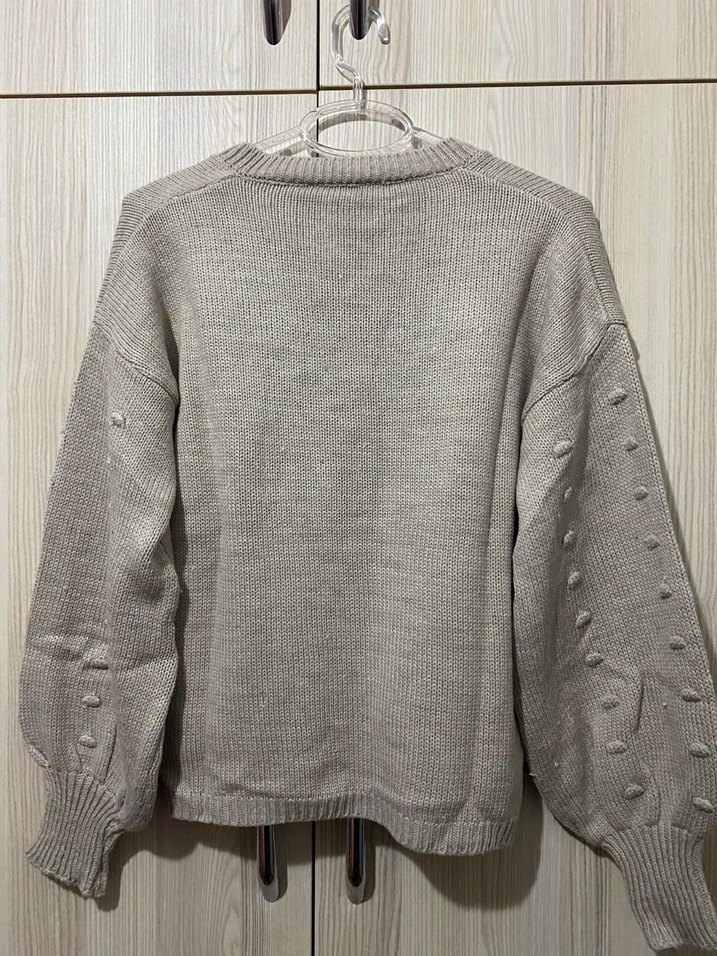 Bej V Yaka Örgü Kadın Kazak - Görsel 2