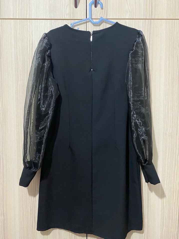 Şeffaf Balon Kollu Siyah Midi Elbise - Görsel 2