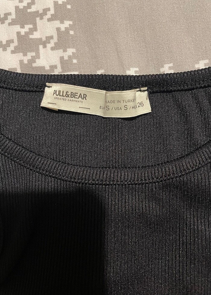 Pull&Bear siyah crop top - Görsel 3