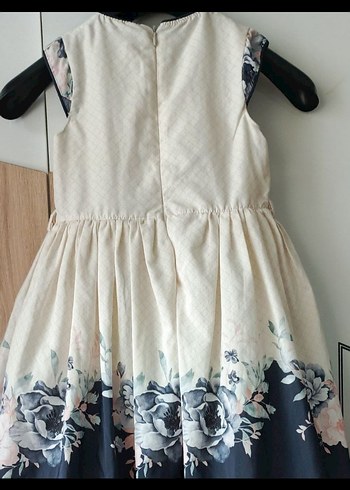 Çiçek Desenli Kız Çocuk Elbisesi - Görsel 2