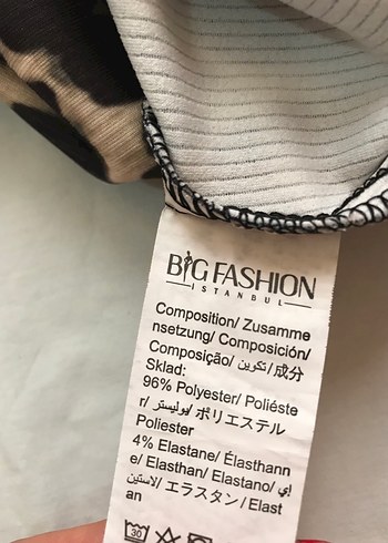 m Beden Kısa Elbise