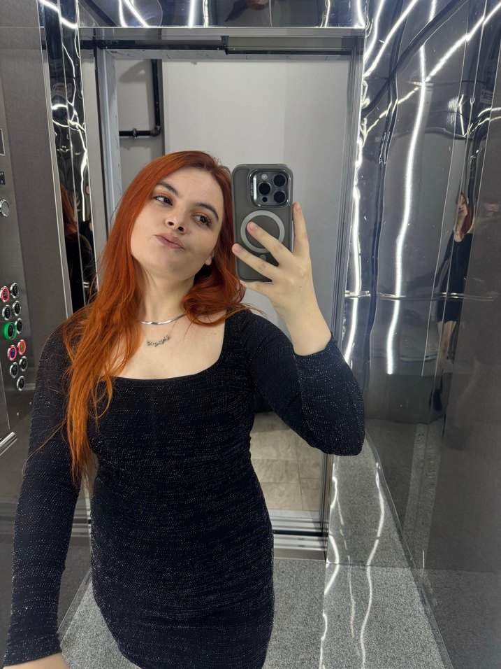 Uzun Kollu Siyah Gösterişli Mini Elbise - Görsel 4