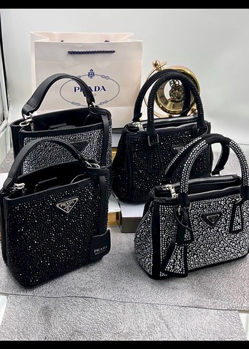 Prada Prada Siyah Deri Boncuk Detaylı Kadın Çanta