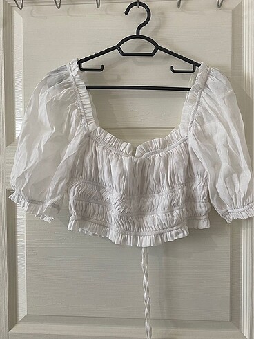 l Beden Dilvin crop