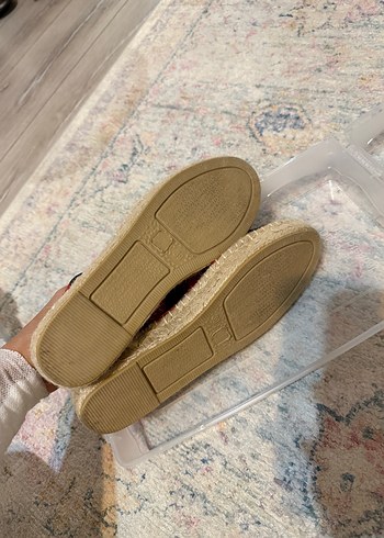 Yurt dışı Kırmızı Nakışlı Kadın Dolgu Topuk Espadril - Görsel 5