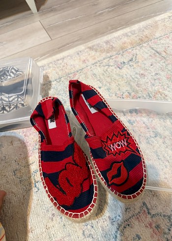 Yurt dışı Kırmızı Nakışlı Kadın Dolgu Topuk Espadril - Görsel 3