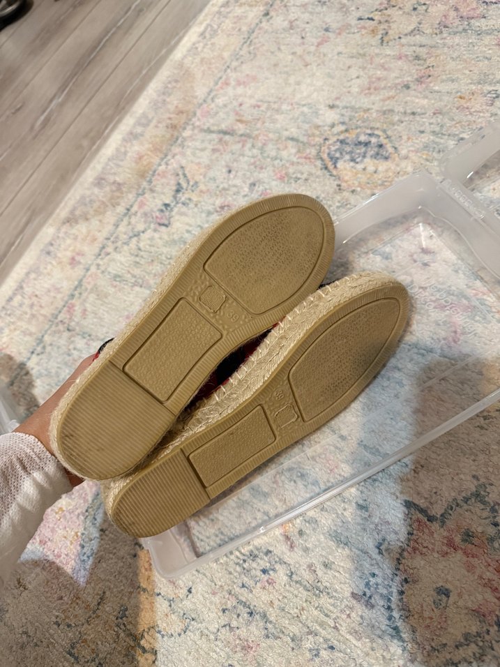 Yurt dışı Kırmızı Nakışlı Kadın Dolgu Topuk Espadril - Görsel 5